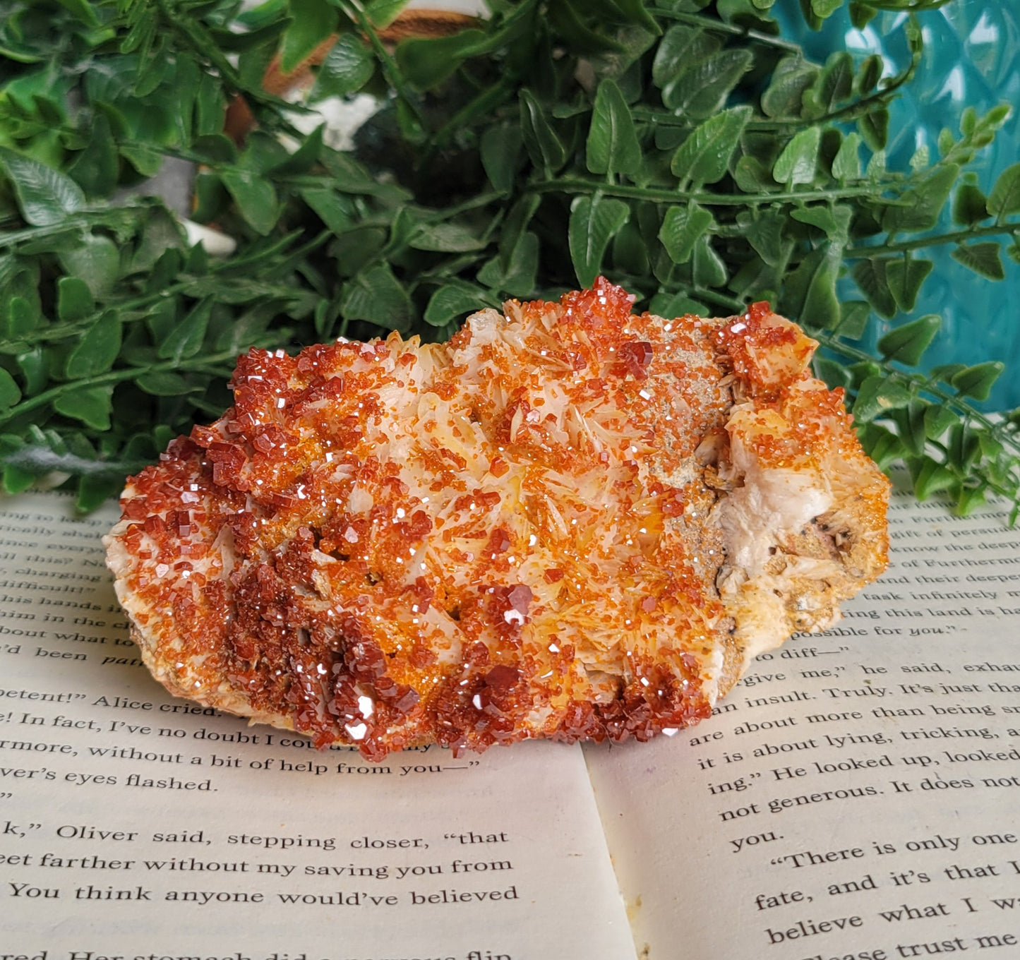 High quality vanadinite specimen