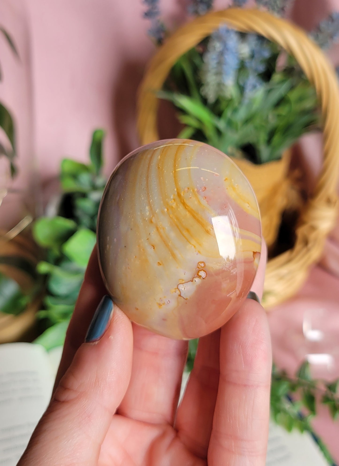 Polychrome palm stone