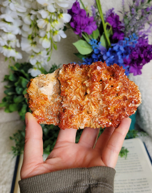 High quality vanadinite specimen